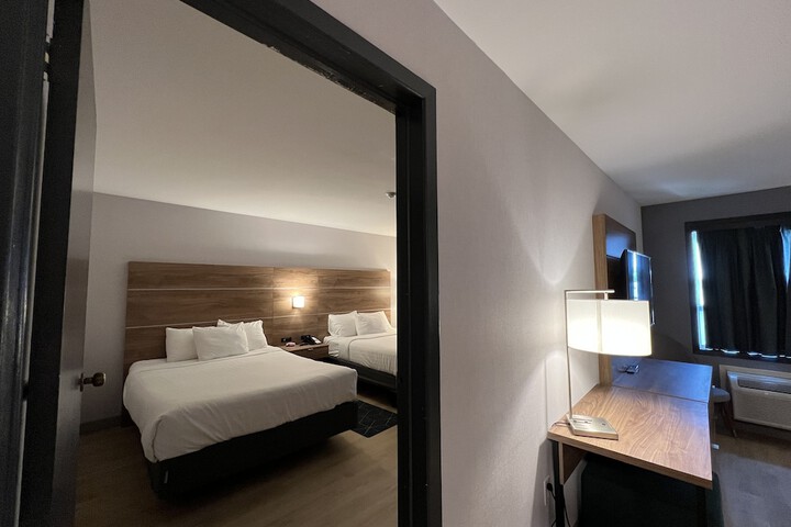 Room 8 of 26