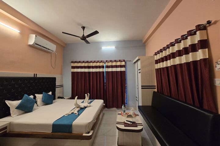 Room 14 of 60