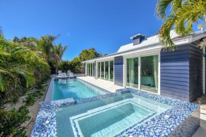 Image of Barefoot Bungalow