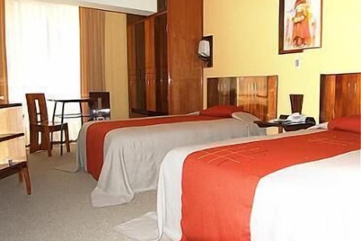 Room 21 of 49