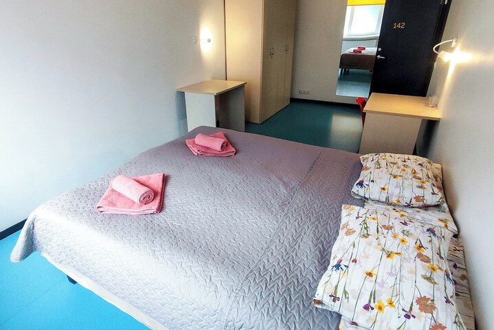 Room 6 of 26