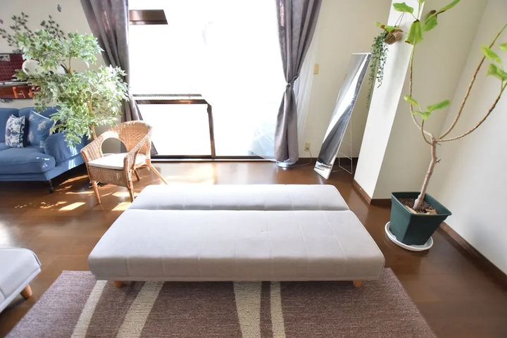 Room 6 of 26