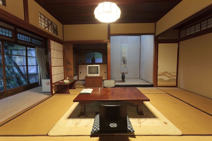 Room 12 of 70