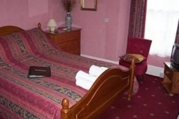 Room 8 of 58