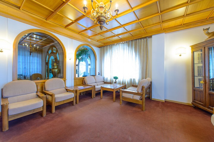 Lobby sitting area