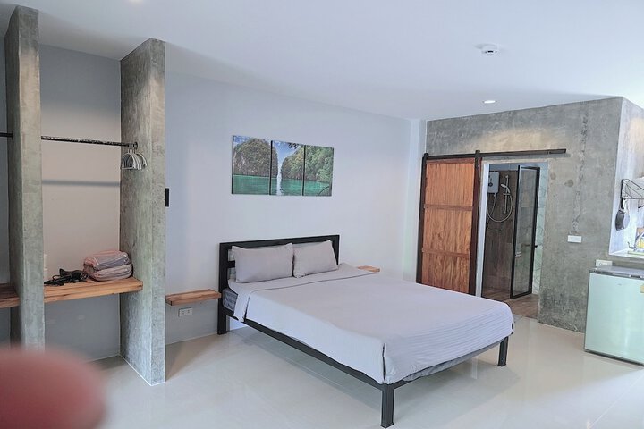 Room 6 of 57