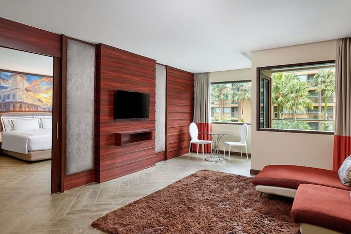 Room 48 of 189