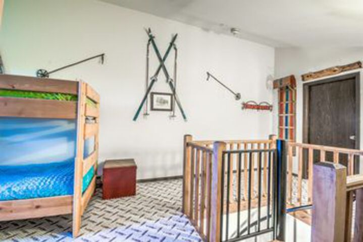 Room 61 of 155