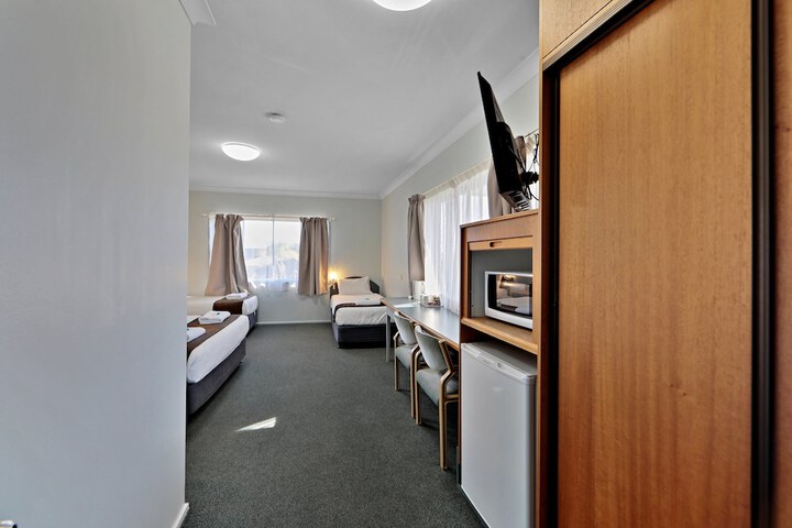 Room 12 of 67