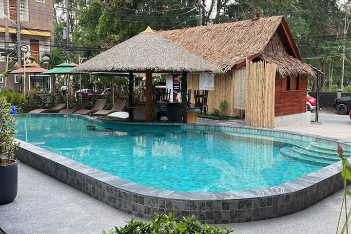 Pool 41 of 53