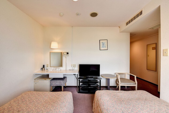 Room 7 of 31