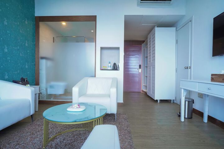 Room 19 of 56