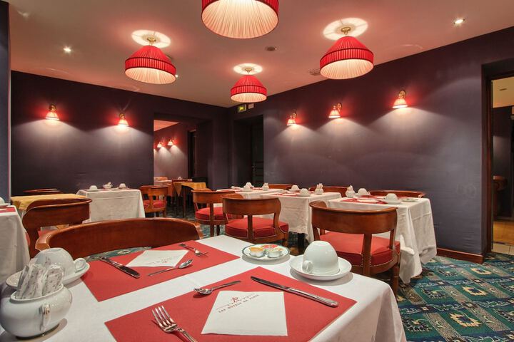 Dining Photos