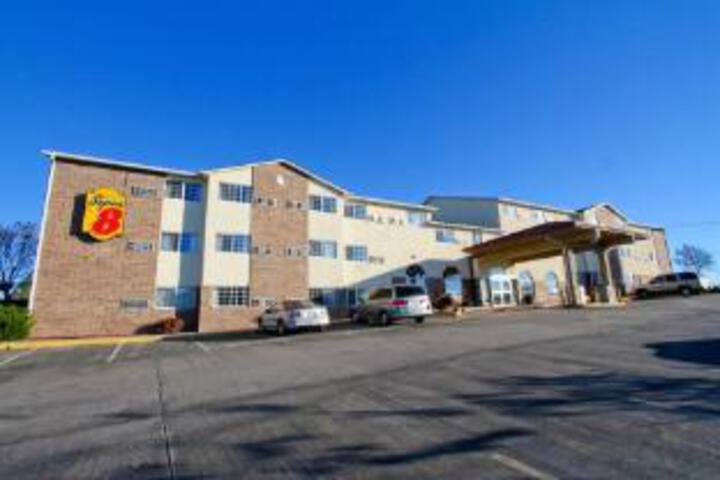 Photo of Super 8 Kansas City