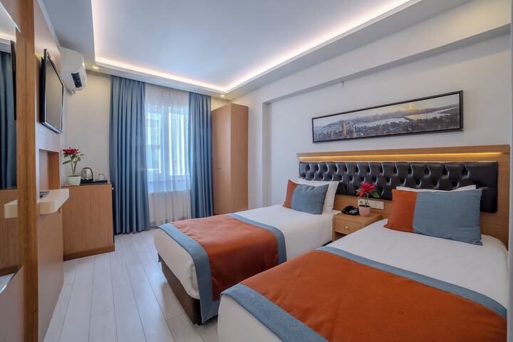 Room 40 of 66