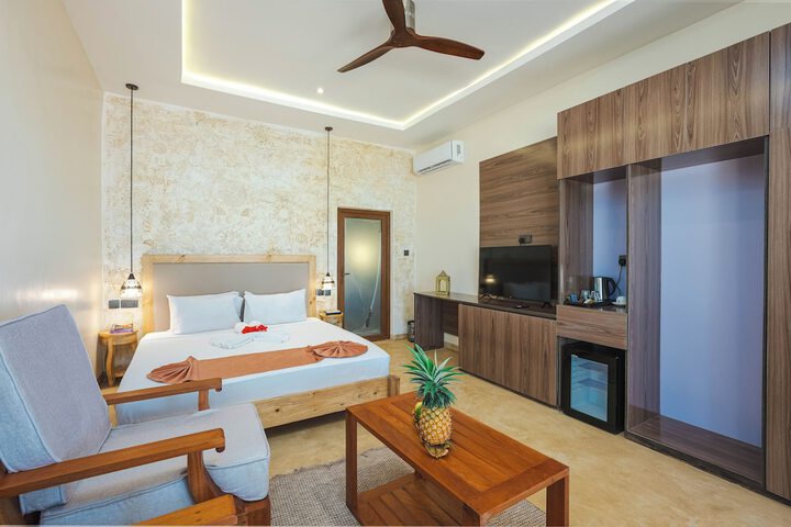 Room 16 of 78