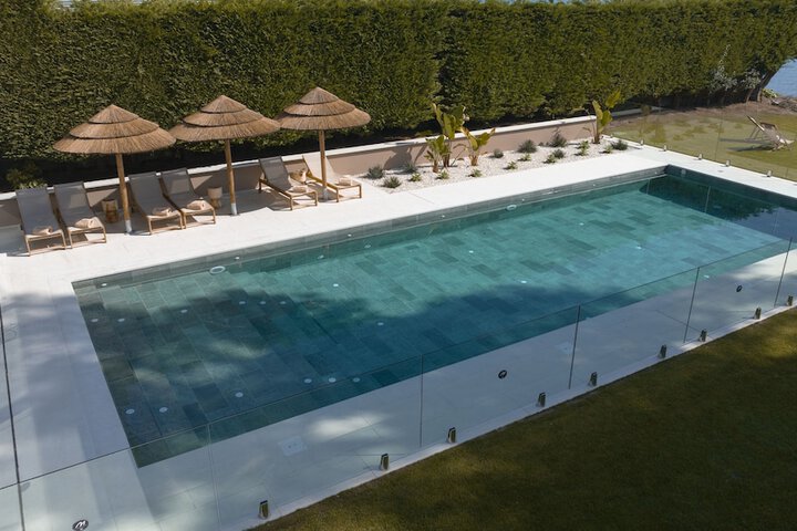 Pool 48 of 60