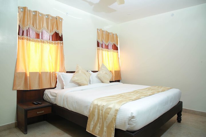 Room 7 of 28