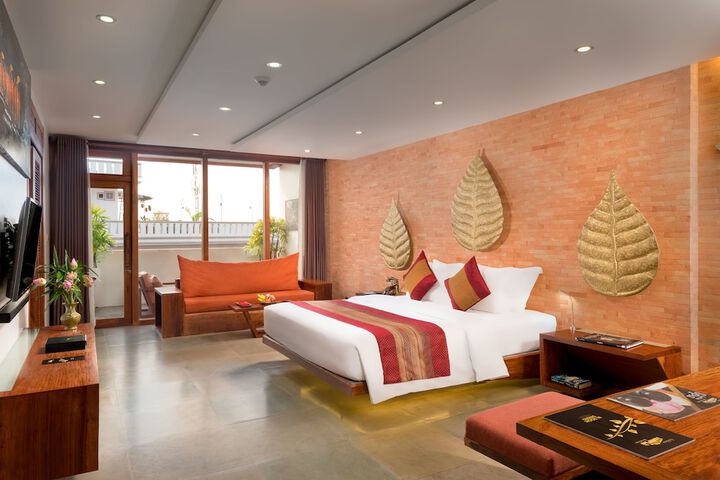 Room 43 of 157