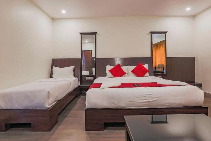 Room 15 of 25