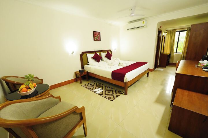 Room 15 of 36