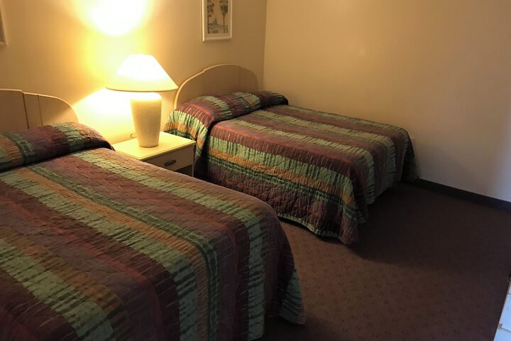 Family Suite (3 of 8)