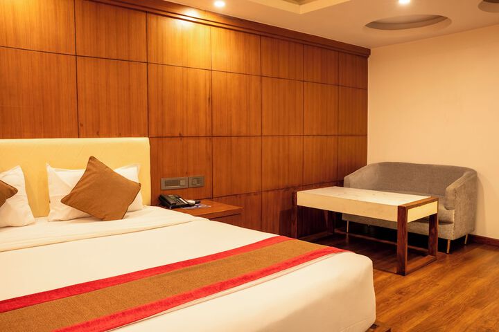 Room 32 of 105