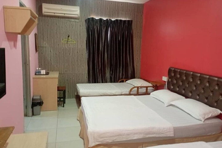 Room 34 of 52
