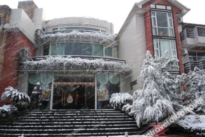 Xiuze Hotel