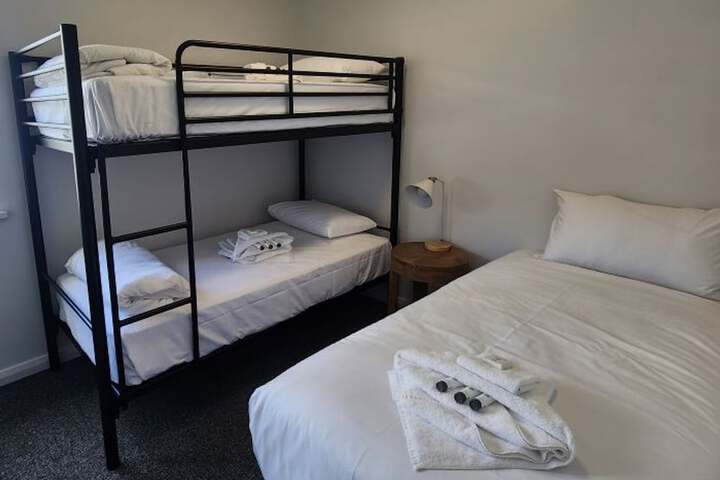 Room 22 of 94