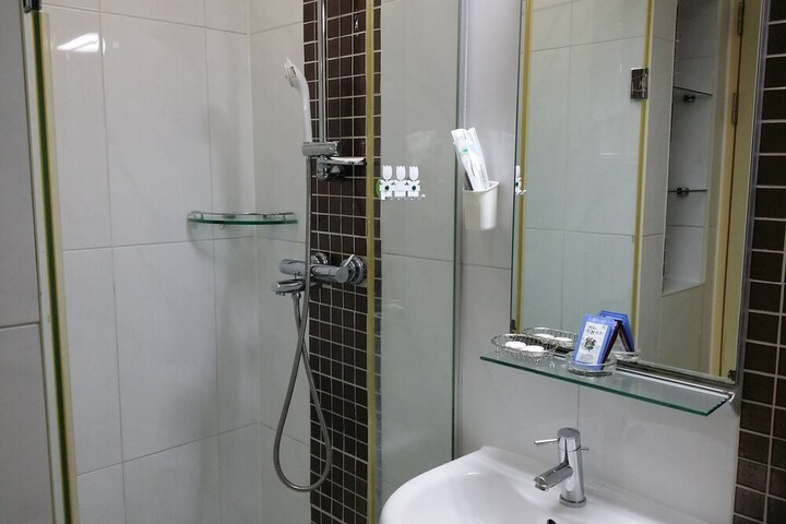 Bath Photo