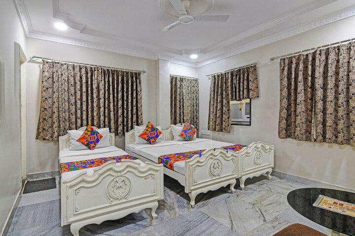 Room 15 of 31