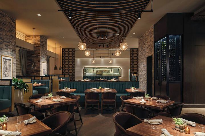 Dining 83 of 147