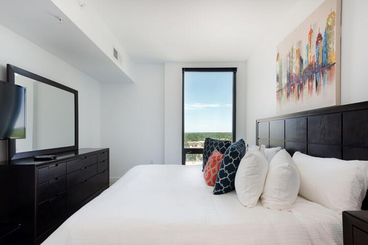 Room 153 of 208