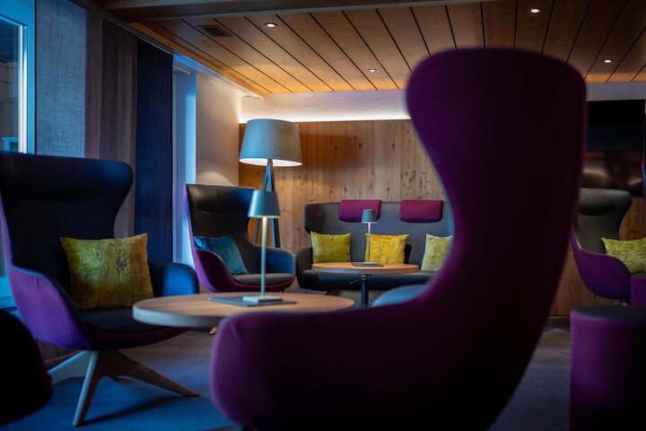 Hotel Interior 7 of 185
