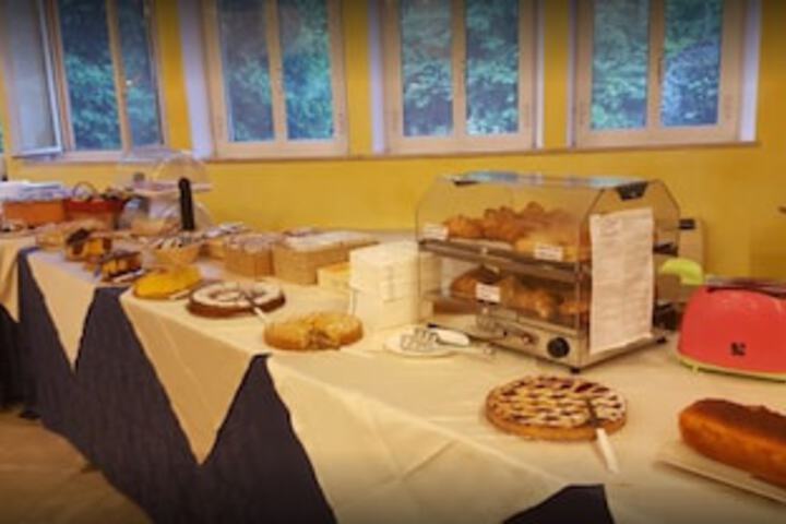 Breakfast/Coffee Service 12 of 17