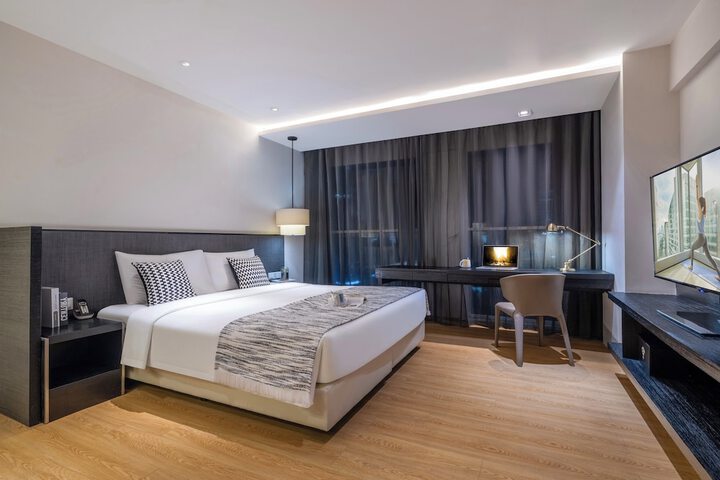 Room 11 of 61