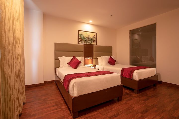 Room 7 of 30