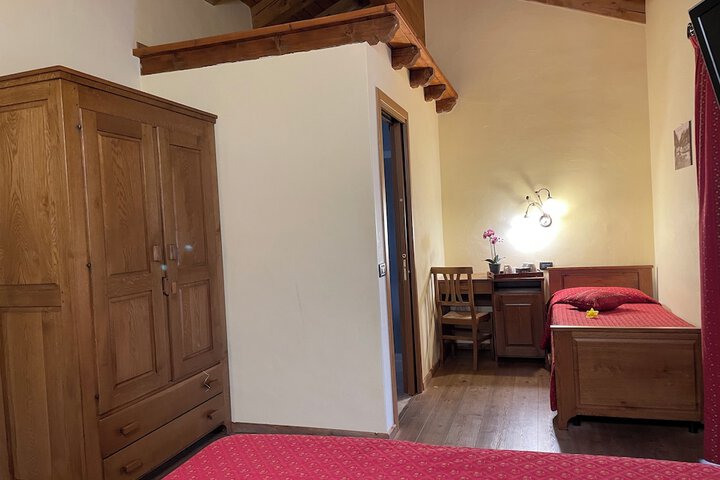 Room 7 of 54
