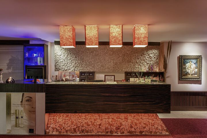 Hotel Interior 48 of 138