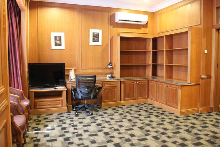 Room 22 of 71