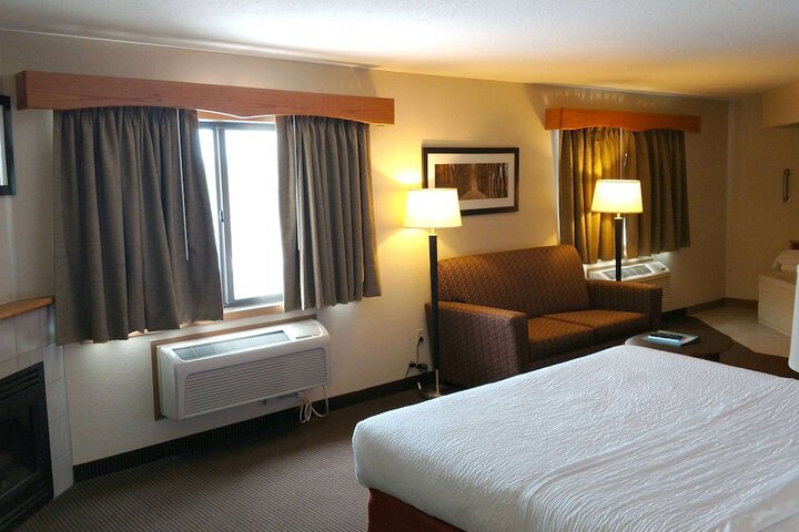 Room 11 of 41