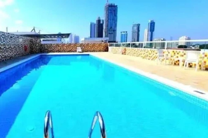 Pool 70 of 75