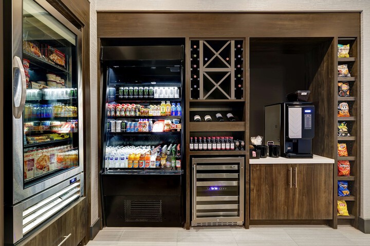 Snack bar