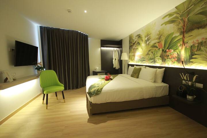 Room 8 of 55