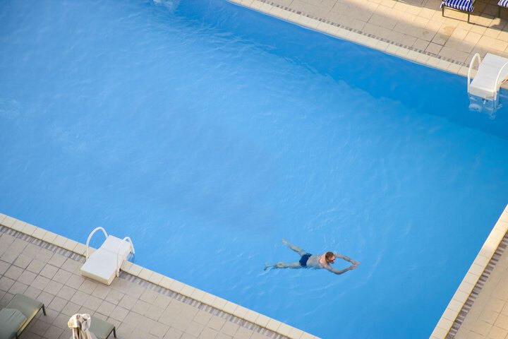 Pool Hotel