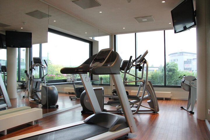 Hotel with Gym