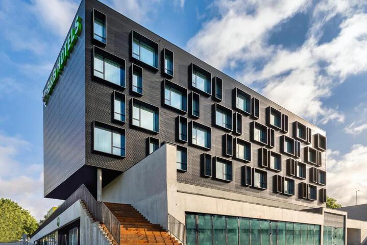 Hotel 2 of 23