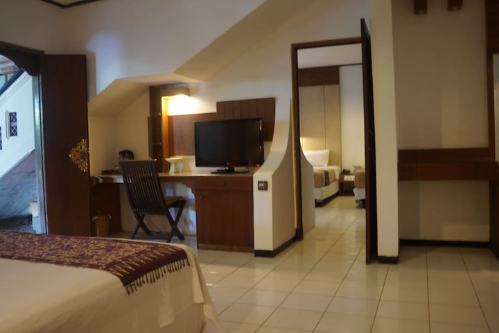 Room 13 of 55