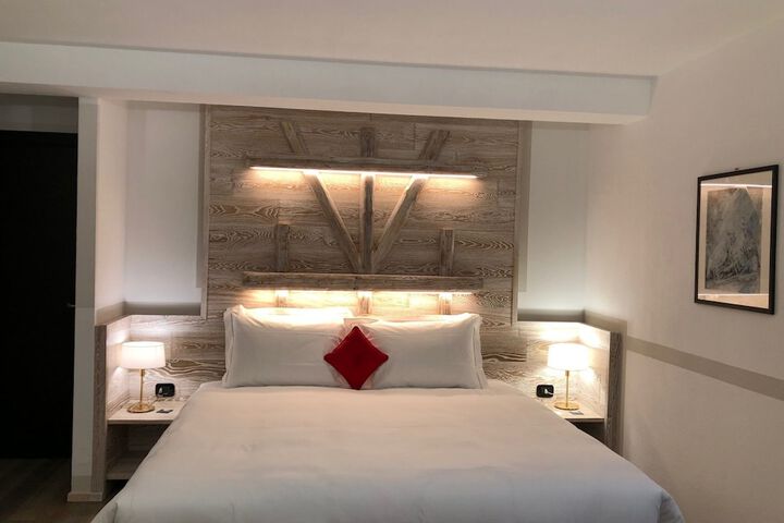 Room 60 of 132